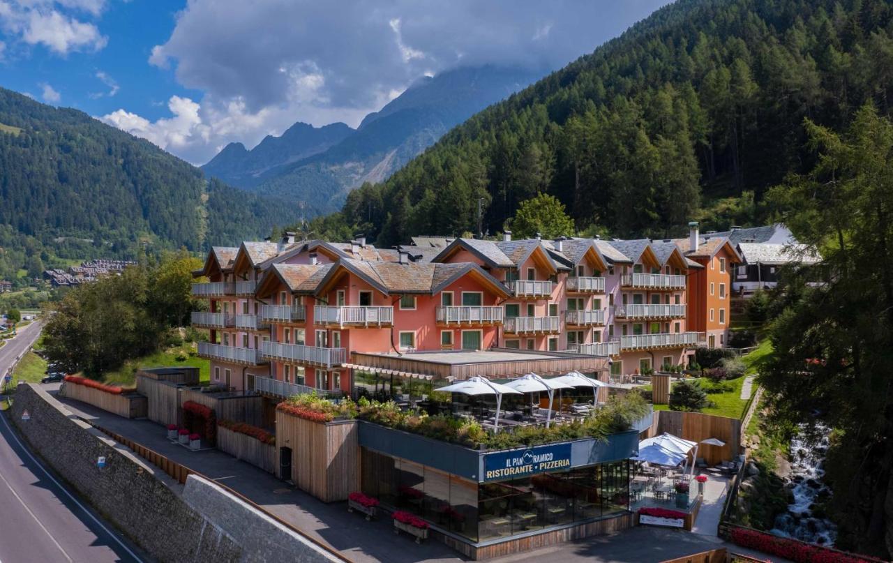 Residence Adamello Resort Ponte Di Legno Eksteriør billede
