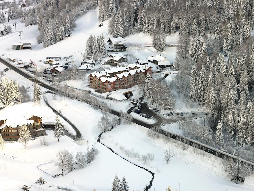 Residence Adamello Resort Ponte Di Legno Eksteriør billede
