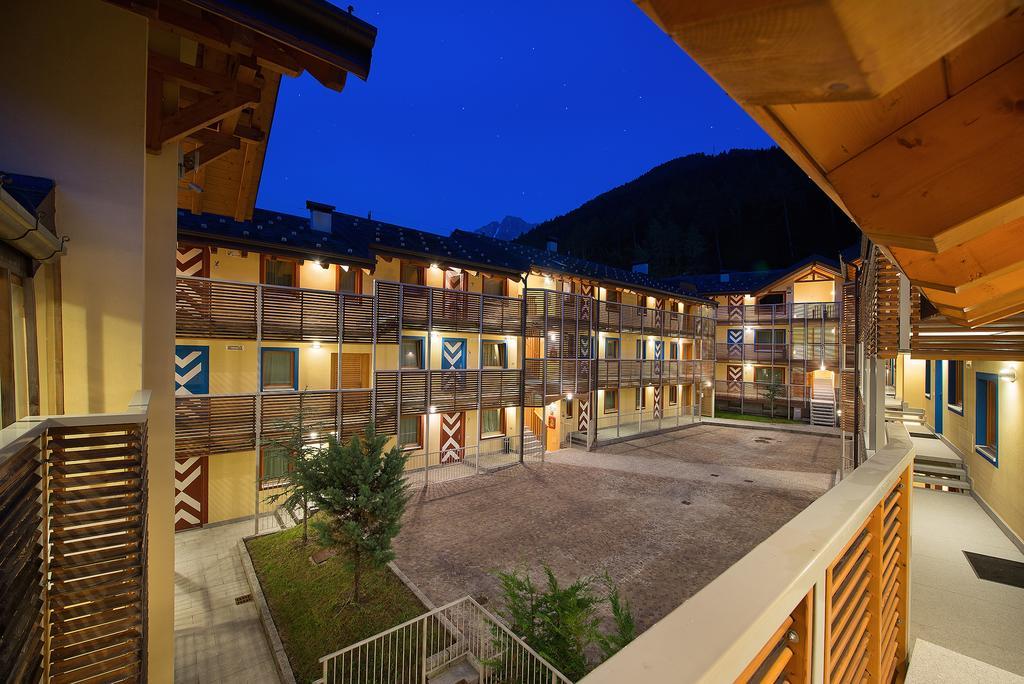 Residence Adamello Resort Ponte Di Legno Eksteriør billede